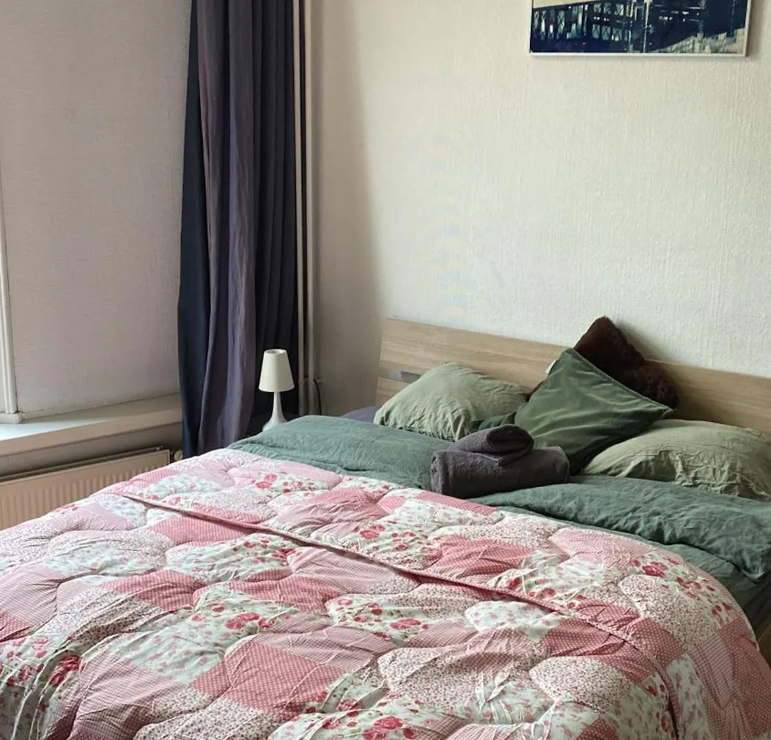 Konukevi Vintage Rooms Lange Haven Schiedam Hollanda
